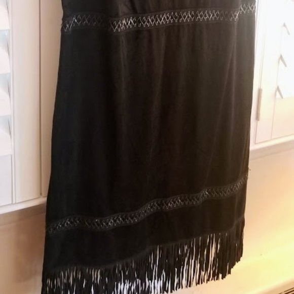 NWT | Stylish | Faux Suede | Black | Fringe Bottom | Sleeveless | Size: L - Picture 8 of 16